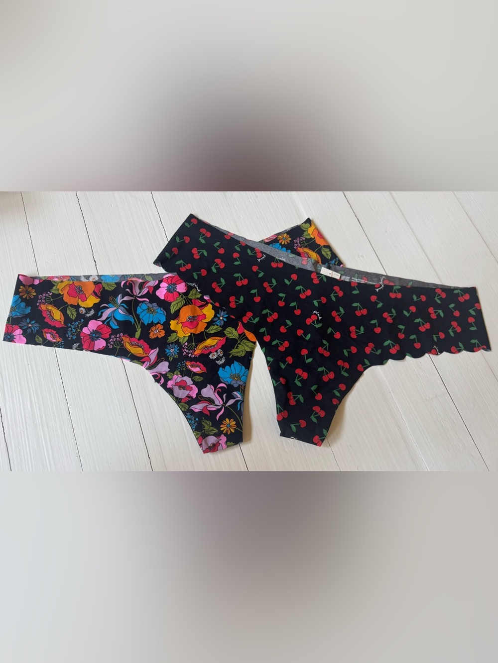 NWT PINK Victoria’s Secret XXL No Show Thong Bundle Retro Floral Cute Cherry
